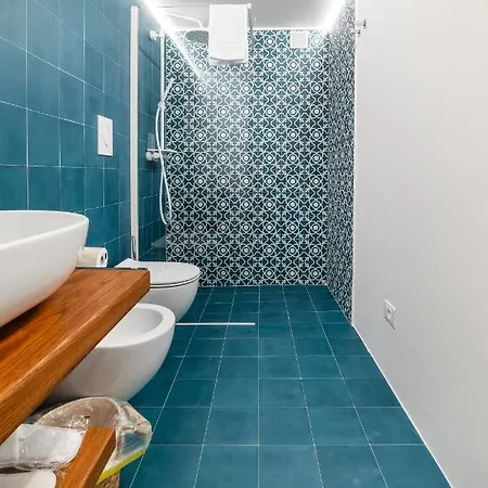 Old Court Luxury Suite&spa By Monholiday *