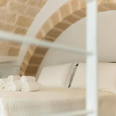 Old Court Luxury Suite&spa By Monholiday Apartment *